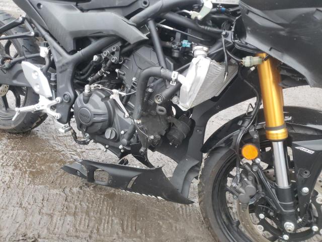 2019 YAMAHA YZFR3 A MH3RH18Y6KK001551