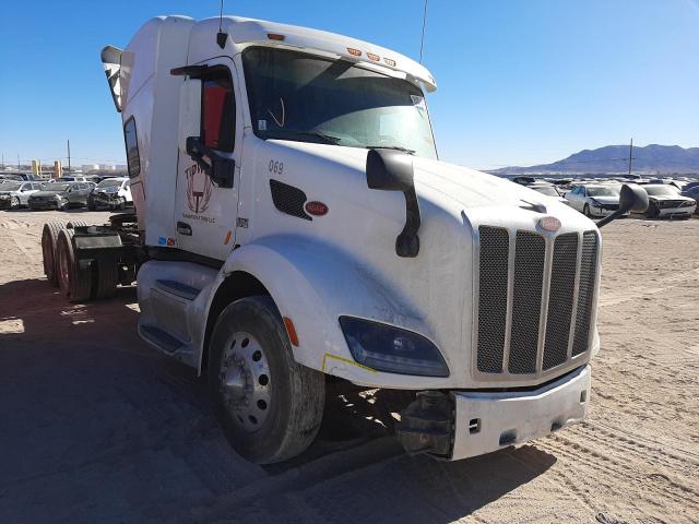 Salvage cars for sale from Copart Las Vegas, NV: 2018 Peterbilt 579