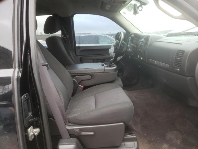 2011 CHEVROLET SILVERADO - 1GCRCSE06BZ286020