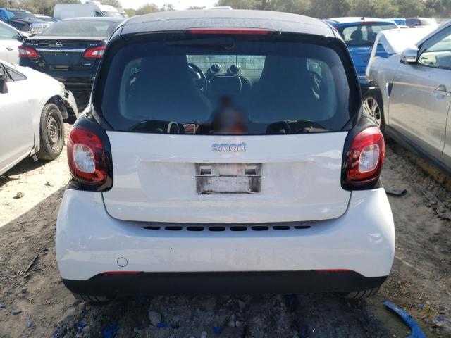 2016 SMART FORTWO WMEFJ5DA4GK067918