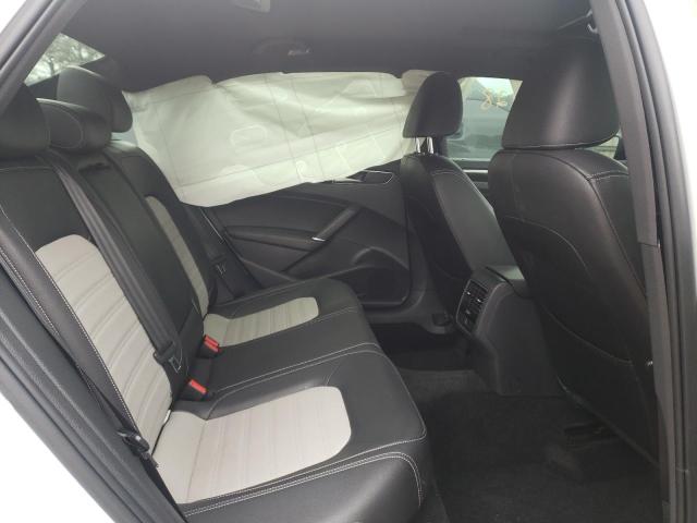 2018 VOLKSWAGEN PASSAT GT 1VWJM7A39JC039760