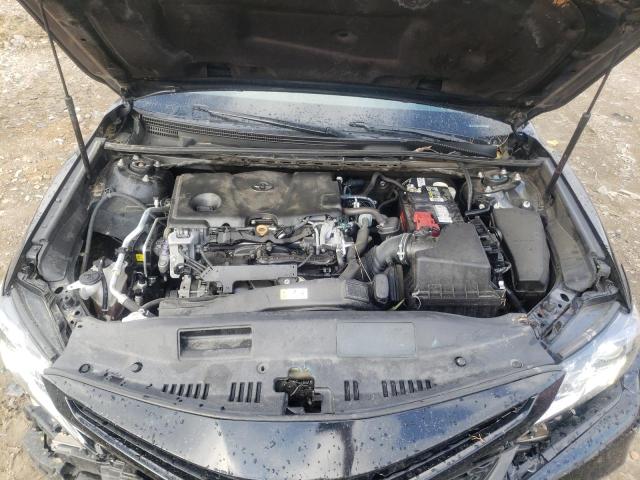 Фото: 4T1B11HKXJU636447 - 7