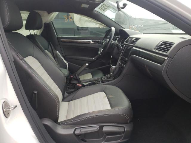 2018 VOLKSWAGEN PASSAT GT 1VWJM7A39JC039760