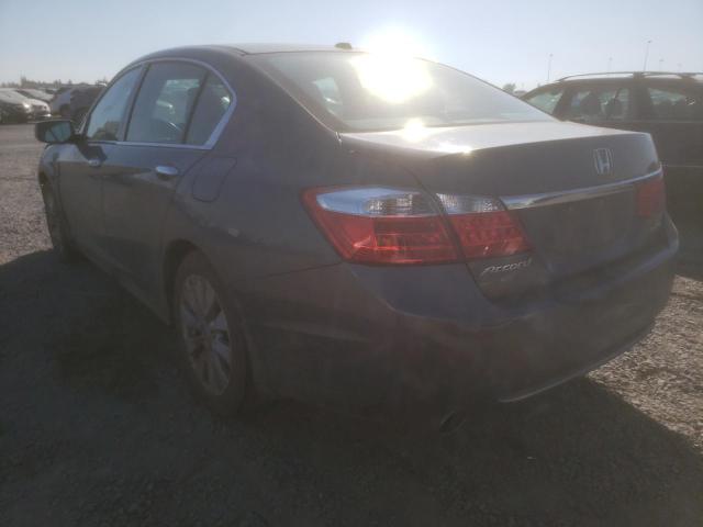 1HGCR3F97DA037655 Honda Accord Tou 2013. Фото: 2
