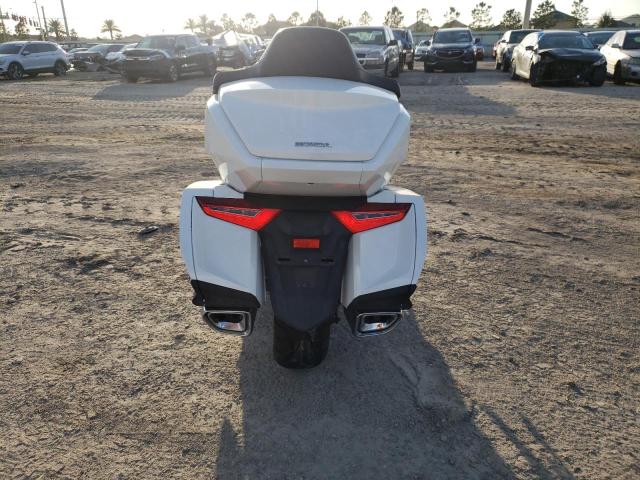 2018 HONDA GL1800 D JH2SC7955JK001925