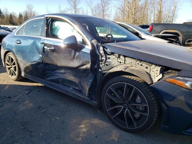 2021 MERCEDES-BENZ A 35 AMG W1K3G5BB2MJ305302