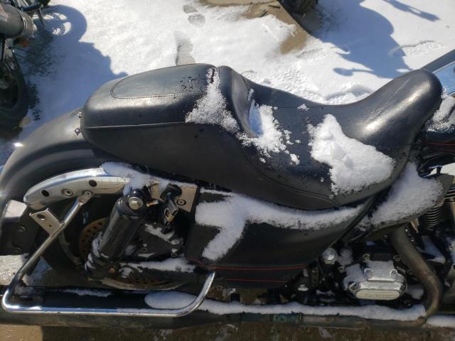 2011 HARLEY-DAVIDSON FLTRX 1HD1KHM10BB676681