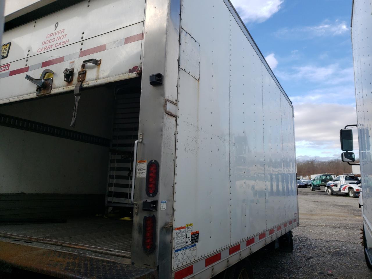 2013 Isuzu Npr Hd VIN: 54DC4W1B8DS801320 Lot: 60525884