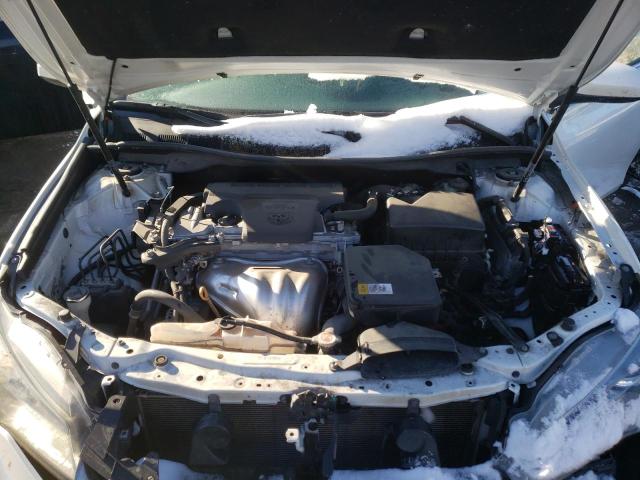 2017 TOYOTA CAMRY 4D 2 4T1BF1FK7HU311818