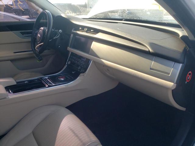2017 JAGUAR XF PRESTIG SAJBK4BVXHCY29284
