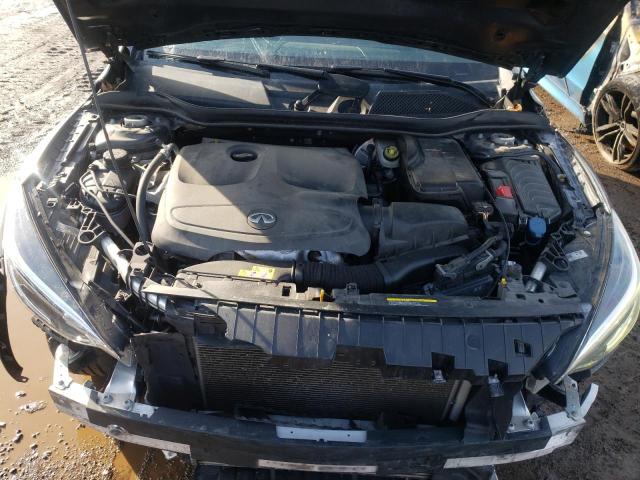 2019 INFINITI QX30 LUXE SJKCH5CRXKA010235