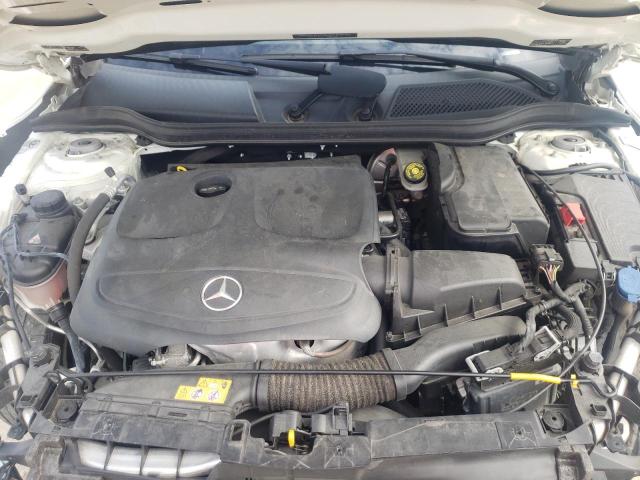 2017 MERCEDES-BENZ GLA250 WDCTG4GB6HJ308765