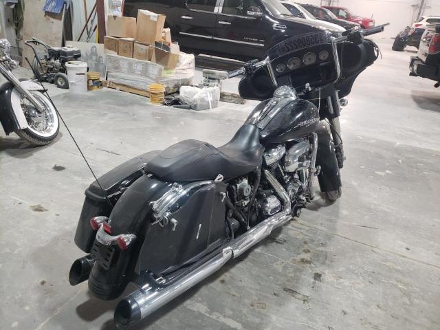 2019 HARLEY-DAVIDSON FLHX 1HD1KBC15KB671491