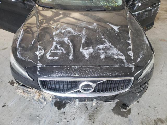 2019 VOLVO S60 T6 MOM 7JRA22TK7KG016702