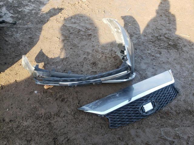 2019 INFINITI QX30 LUXE SJKCH5CRXKA010235