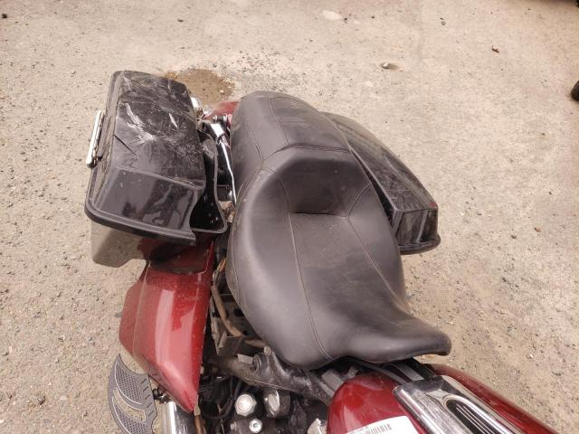 2010 HARLEY-DAVIDSON FLHX 1HD1KB414AB667185