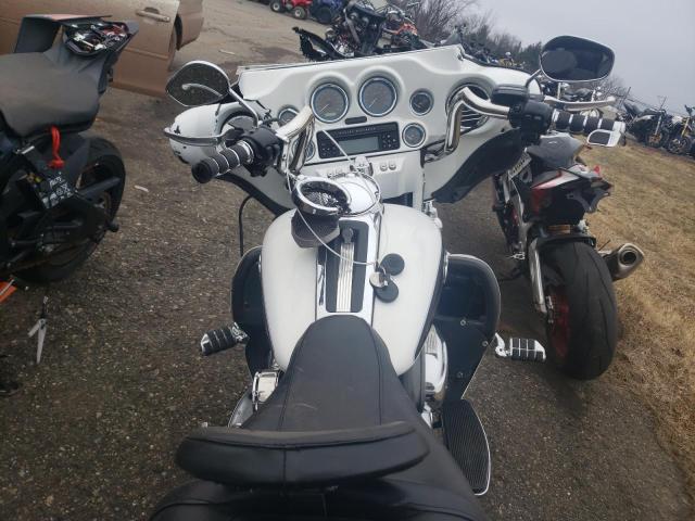 2008 HARLEY-DAVIDSON FLHTCUI 1HD1FC4138Y650539