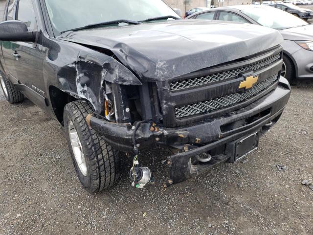 2011 CHEVROLET SILVERADO - 1GCRKSE30BZ381184