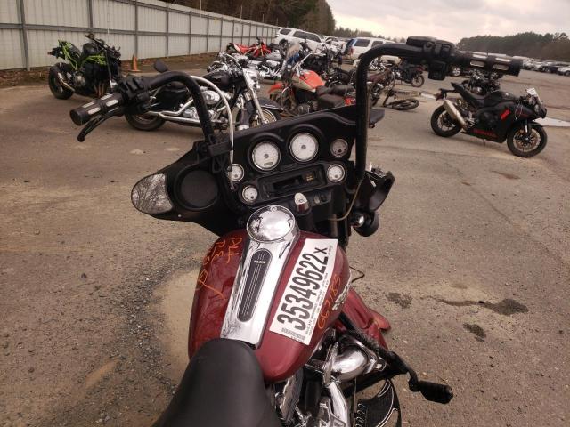 2010 HARLEY-DAVIDSON FLHX 1HD1KB414AB667185