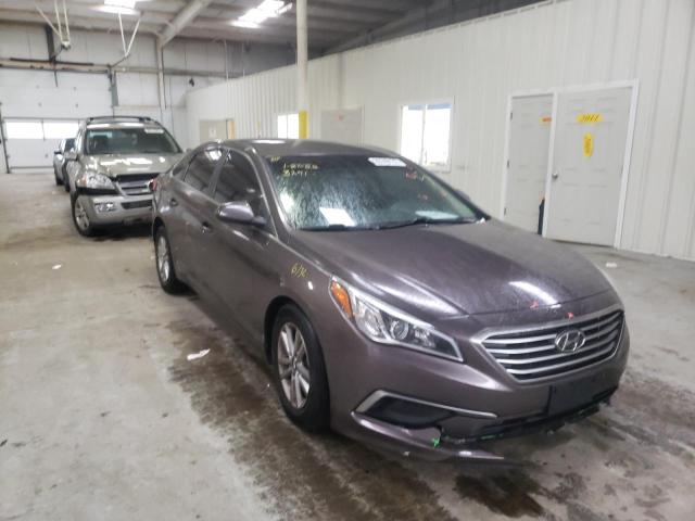 2016 HYUNDAI SONATA SE 5NPE24AF3GH402537