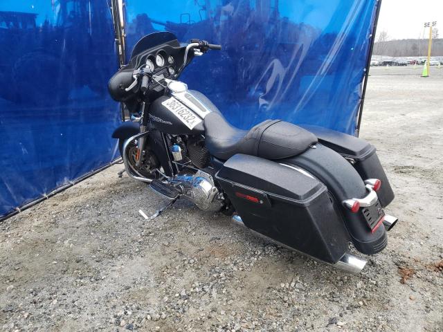 2011 HARLEY-DAVIDSON FLHX 1HD1KB414BB673215