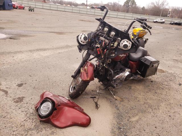 2010 HARLEY-DAVIDSON FLHX 1HD1KB414AB667185