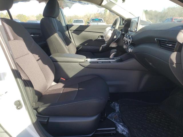 2022 NISSAN UK 3N1AB8CV2NY206005
