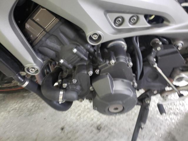 2014 YAMAHA FZ09 JYARN33E5EA002132