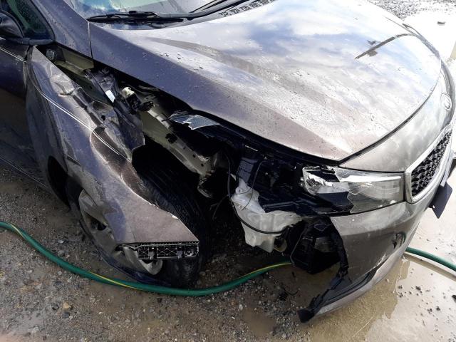2018 KIA FORTE LX 3KPFK4A7XJE177574