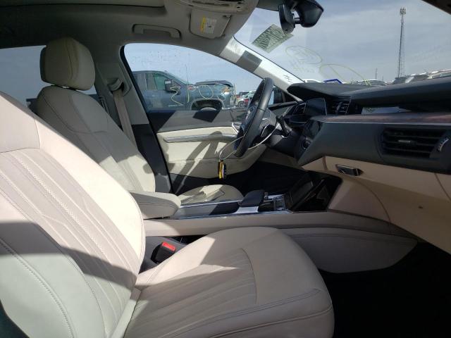 2019 AUDI E-TRON PRE WA1LAAGE8KB010259
