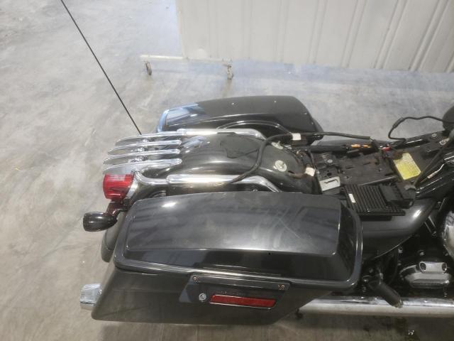 2008 HARLEY-DAVIDSON FLHX 1HD1KB4138Y646187