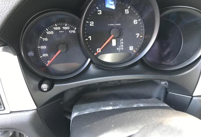 2018 PORSCHE MACAN WP1AA2A51JLB20413