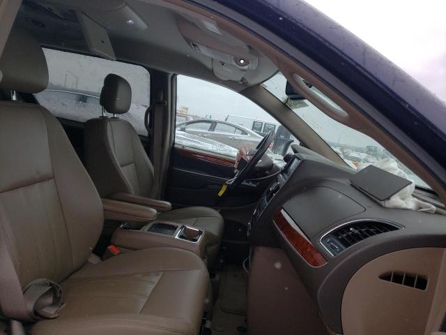 2015 CHRYSLER TOWN & COU 2C4RC1BG4FR728823