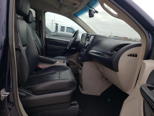 2015 CHRYSLER TOWN & COU 2C4RC1BG8FR594723