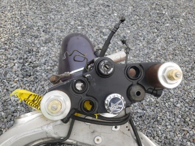 2005 SUZUKI GSX1300 RK JS1GW71A352105599