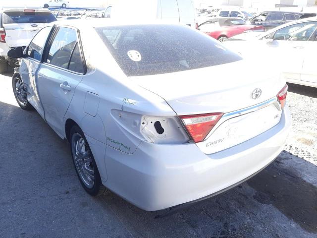 4T1BF1FKXFU076067 Toyota Camry Le 2015. Фото: 2