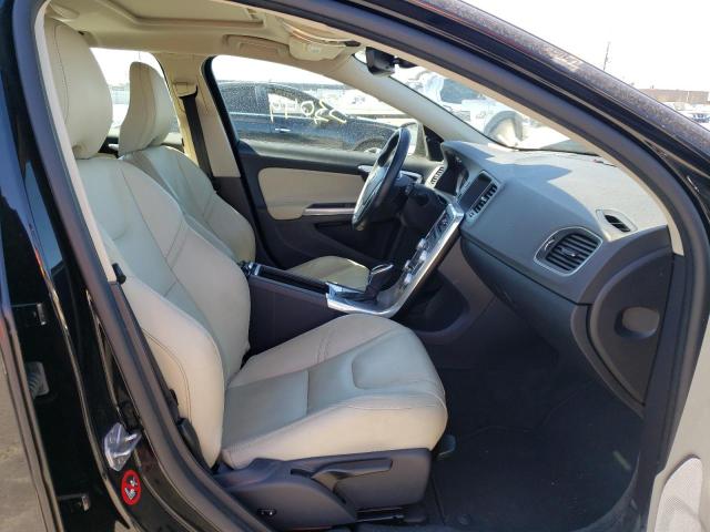 2018 VOLVO V60 T5 DYN YV140MEL0J2388018