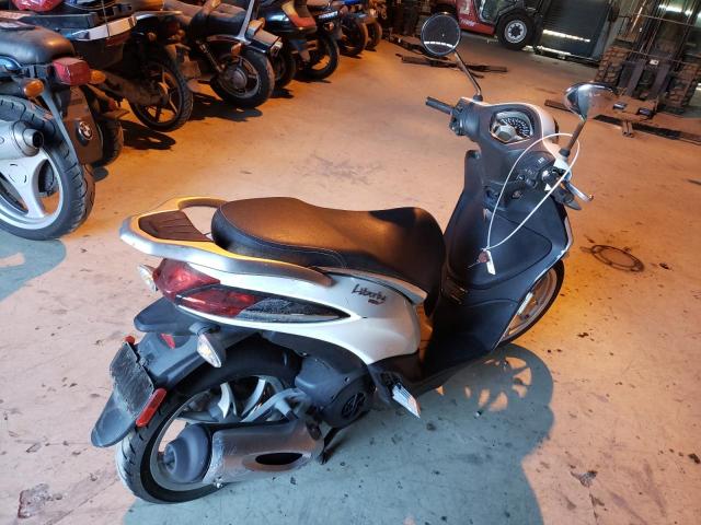 2018 VESPA SCOOTER ZAPM898G3J7000193