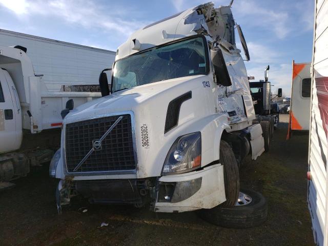 4V4N19EH9HN991322 Volvo Vn Vnl 2017. Фото: 1