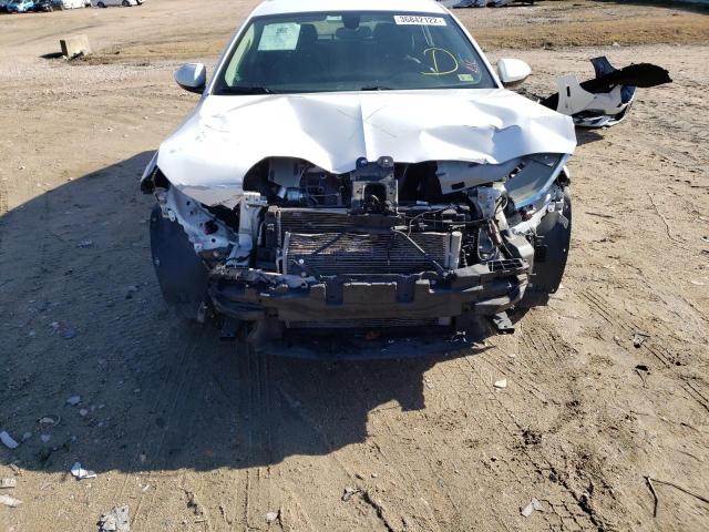 2018 BUICK REGAL ESSE W04GP6SX6J1127574