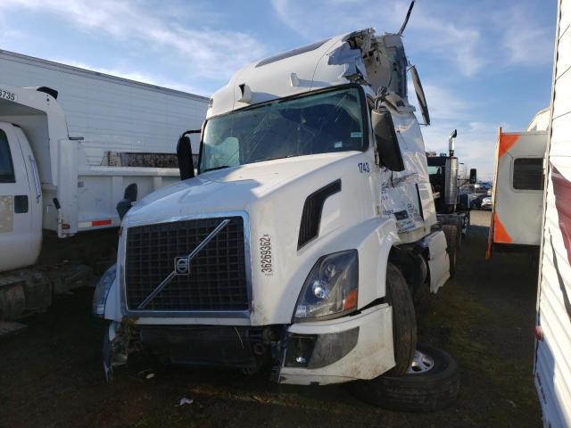 4V4N19EH9HN991322 Volvo Vn Vnl 2017. Фото: 8