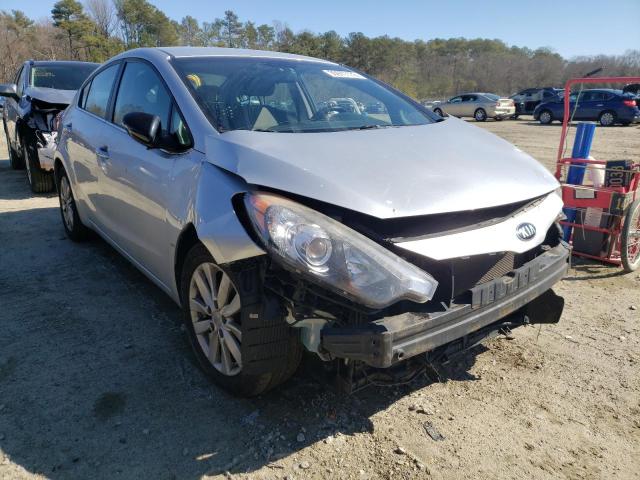 Salvage cars for sale from Copart Seaford, DE: 2015 KIA Forte EX