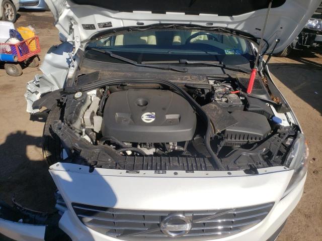 2015 VOLVO V60 PREMIE YV126MEB1F1208927
