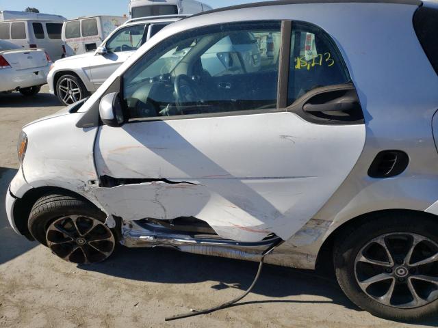 2017 SMART FORTWO WMEFJ5DA6HK193473