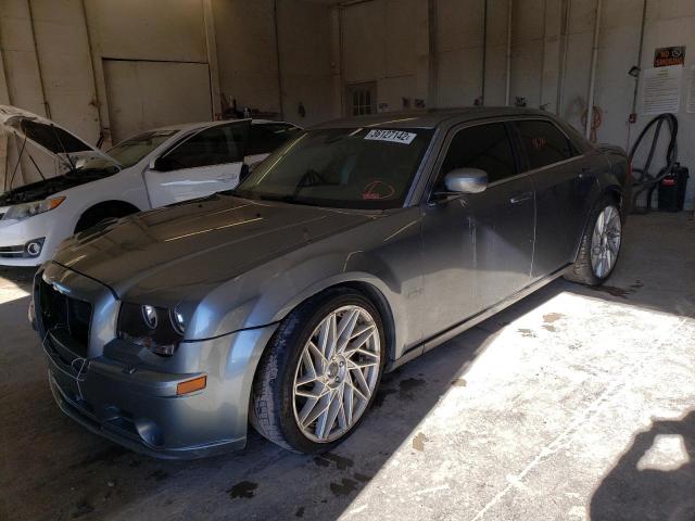 2C3KA73W06H518410 Chrysler 300C Srt-8 2006. Фото: 1