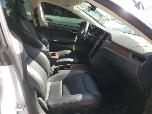 5YJSA1E29JF271647 Tesla Model S 2018. Фото: 4