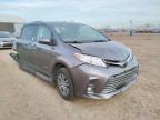 2018 TOYOTA  SIENNA