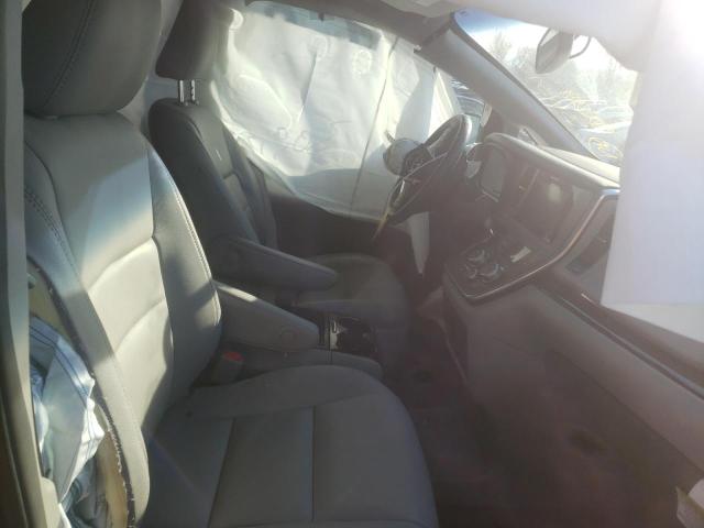 5TDDZ3DC3HS173288 Toyota Sienna Xle 2017. Фото: 4