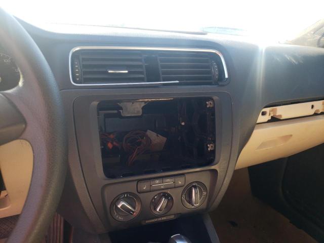 2011 VOLKSWAGEN JETTA SE - 3VWDX7AJXBM368129