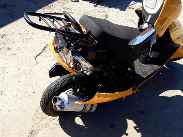 2020 VESPA SCOOTER L5YACBPZ3K1114981